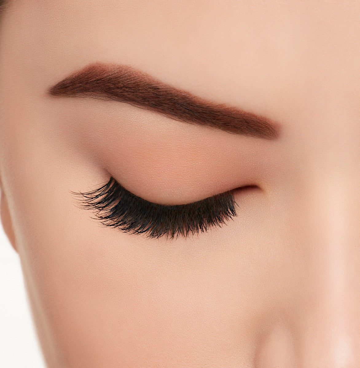 A model with close eye wearing Ardell Active Lash Speedy lashes